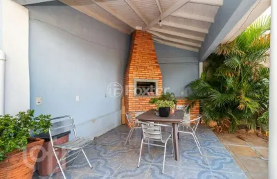 Casa com 3 quartos à venda na rua doze de outubro, 173, partenon, porto alegre, 276 m2 por r$ 1.100.000