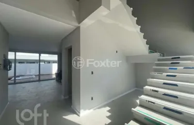 Casa com 3 quartos à venda na rodovia doutor antônio luiz moura gonzaga, 3343, rio tavares, florianópolis, 200 m2 por r$ 2.200.000