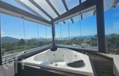 Casa com 4 quartos à venda na servidão cobra coral, 133, campeche, florianópolis, 280 m2 por r$ 2.690.000