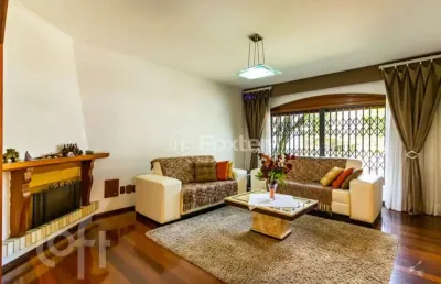 Casa com 6 quartos à venda na rua vicente da fontoura, 1016, santana, porto alegre, 315 m2 por r$ 1.500.000
