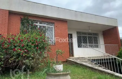 Casa com 3 quartos à venda na rua santa cruz, 67, santa tereza, porto alegre, 133 m2 por r$ 599.000