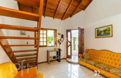 Casa com 2 quartos à venda na rua álamo-branco, 45, restinga, porto alegre, 136 m2 por r$ 329.900
