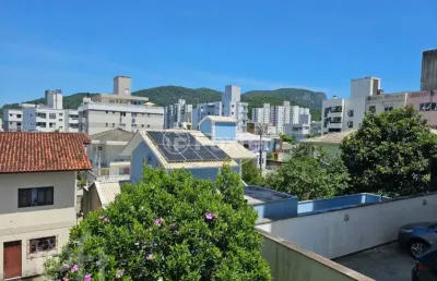 Casa com 4 quartos à venda na rua bolonha, 130, pagani, palhoça, 242 m2 por r$ 1.200.000