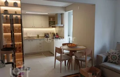 Apartamento com 2 quartos à venda na rua demétrio ribeiro, 961, centro histórico, porto alegre, 59 m2 por r$ 450.000