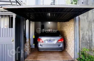 Casa com 3 quartos à venda na rua doutor barbosa gonçalves, 230, chácara das pedras, porto alegre, 186 m2 por r$ 1.690.000