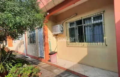 Casa com 3 quartos à venda na estrada joão de oliveira remião, 1320, lomba do pinheiro, porto alegre, 251 m2 por r$ 700.000