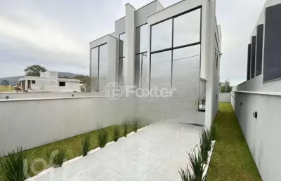 Casa com 3 quartos à venda na rua candido pereira dos anjos, 1, são joão do rio vermelho, florianópolis, 115 m2 por r$ 830.000