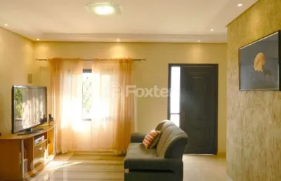 Casa com 3 quartos à venda na avenida belém velho, 2335, vila nova, porto alegre, 11 m2 por r$ 675.000