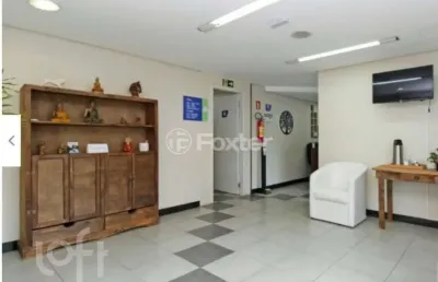 Casa com 3 quartos à venda na rua liberdade, 219, rio branco, porto alegre, 350 m2 por r$ 1.550.000