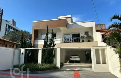 Casa com 3 quartos à venda na rua juventino dos santos barbosa, 54, coqueiros, florianópolis, 311 m2 por r$ 2.499.500