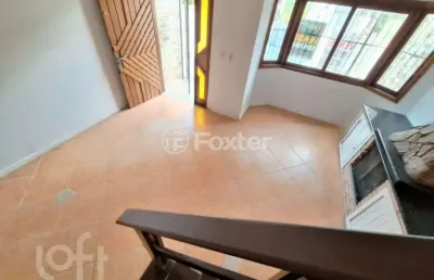 Casa em condomínio fechado com 3 quartos à venda na avenida edgar pires de castro, 1286, hípica, porto alegre, 191 m2 por r$ 370.000