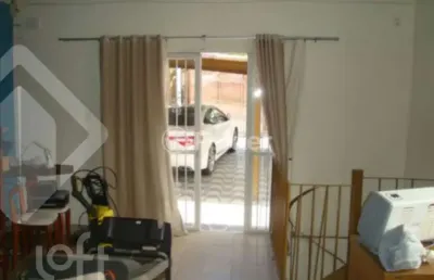 Casa com 2 quartos à venda na avenida professor oscar pereira, 1833, glória, porto alegre, 150 m2 por r$ 378.000
