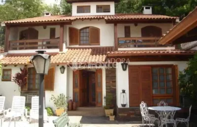 Casa com 3 quartos à venda na rua luzitana, 617, higienópolis, porto alegre, 143 m2 por r$ 1.703.000
