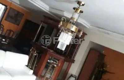 Casa com 4 quartos à venda na rua gustavo schmidt, 305, três figueiras, porto alegre, 380 m2 por r$ 1.615.000