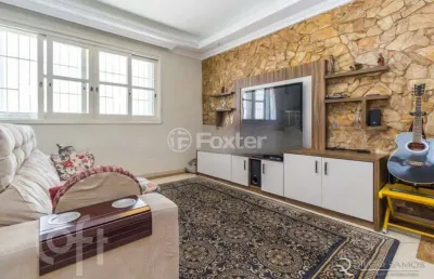 Casa com 3 quartos à venda na rua artigas, 191, petrópolis, porto alegre, 298 m2 por r$ 1.180.000