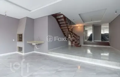 Casa com 4 quartos à venda na rua burum, 104, vila assunção, porto alegre, 290 m2 por r$ 1.000.000
