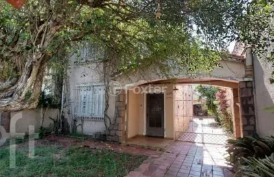Casa com 3 quartos à venda na rua antenor lemos, 135, menino deus, porto alegre, 250 m2 por r$ 890.000