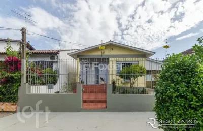 Casa com 3 quartos à venda na rua coronel joão pacheco de freitas, 481, jardim itu sabará, porto alegre, 122 m2 por r$ 690.000