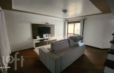 Casa com 3 quartos à venda na rua miracema, 300, chácara das pedras, porto alegre, 169 m2 por r$ 1.200.000
