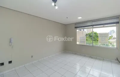 Sala comercial com 1 sala à venda na rua barão do triunfo, 720, menino deus, porto alegre, 26 m2 por r$ 139.000