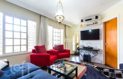 Casa com 4 quartos à venda na rua paulo derly strehl, 30, espírito santo, porto alegre, 284 m2 por r$ 2.849.000