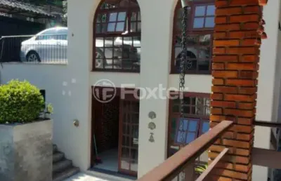 Casa com 3 quartos à venda na rua dos minuanos, 285, espírito santo, porto alegre, 291 m2 por r$ 1.100.000