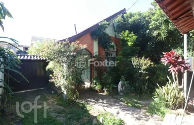 Casa com 3 quartos à venda na rua nunes, 482, medianeira, porto alegre, 250 m2 por r$ 599.000