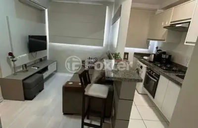 Apartamento com 2 quartos à venda na rua engenheiro sadi castro, 891, sarandi, porto alegre, 45 m2 por r$ 270.000