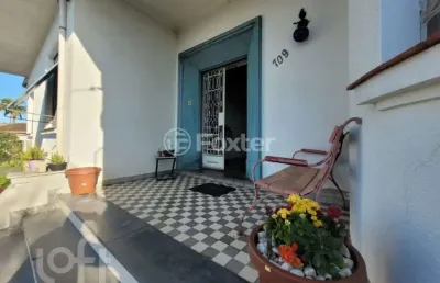 Casa com 4 quartos à venda na avenida general daltro filho, 709, canudos, novo hamburgo, 596 m2 por r$ 2.699.000