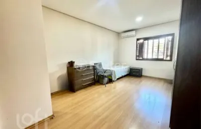 Casa com 4 quartos à venda na rua país de gales, 740, marechal rondon, canoas, 274 m2 por r$ 1.390.000