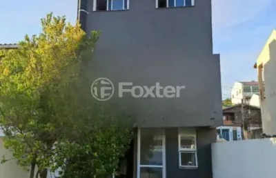 Casa com 3 quartos à venda na rua antônio josephino perrone, 79, espírito santo, porto alegre, 142 m2 por r$ 550.000