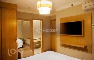 Apartamento com 1 quarto à venda na rua miguel tostes, 30, rio branco, porto alegre, 37 m2 por r$ 330.000
