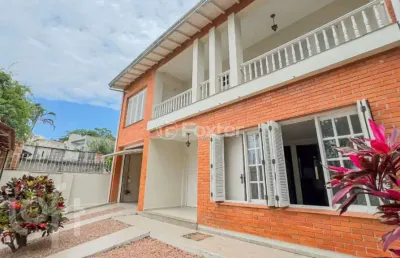 Casa com 3 quartos à venda na rua aldrovando leão, 341, vila jardim, porto alegre, 288 m2 por r$ 1.200.000