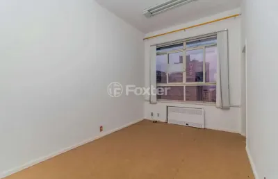 Sala comercial com 1 sala à venda na largo visconde do cairu, 12, centro histórico, porto alegre, 78 m2 por r$ 129.000