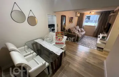Apartamento com 2 quartos à venda na rua tiradentes, 224, centro, florianópolis, 65 m2 por r$ 580.000