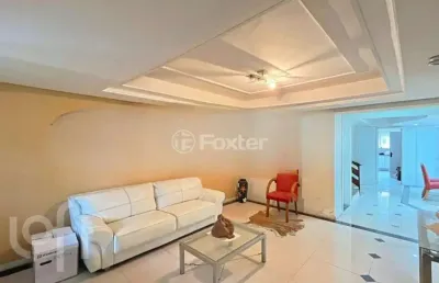 Casa com 6 quartos à venda na avenida tramandaí, 646, ipanema, porto alegre, 325 m2 por r$ 1.400.000