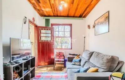 Casa com 2 quartos à venda na rua cangussu, 614, nonoai, porto alegre, 180 m2 por r$ 450.000
