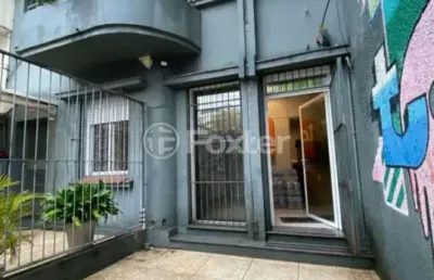 Apartamento com 3 quartos à venda na rua santo antônio, 391, floresta, porto alegre, 132 m2 por r$ 500.000