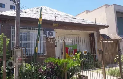Casa com 3 quartos à venda na rua general caldwell, 1160, menino deus, porto alegre, 260 m2 por r$ 950.000