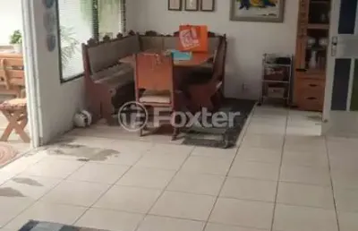 Casa com 3 quartos à venda na rua doze de outubro, 526, partenon, porto alegre, 387 m2 por r$ 420.000