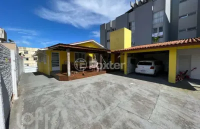Casa com 3 quartos à venda na rua doutor abel capela, 746, coqueiros, florianópolis, 169 m2 por r$ 1.549.000