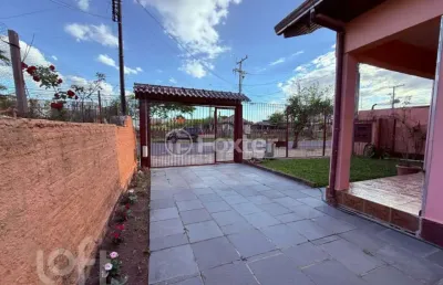 Casa com 2 quartos à venda na rua primavera, 339, rio branco, canoas, 76 m2 por r$ 550.000