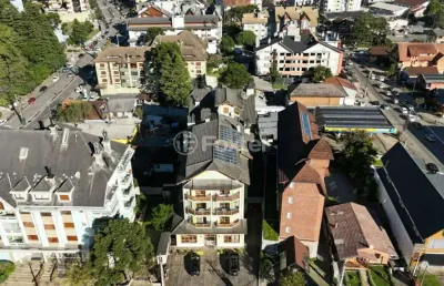 Apartamento com 2 quartos à venda na rua das fontes, 45, floresta, gramado, 76 m2 por r$ 980.000