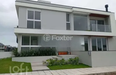 Casa com 3 quartos à venda na rodovia doutor antônio luiz moura gonzaga, 3138, rio tavares, florianópolis, 194 m2 por r$ 2.700.000