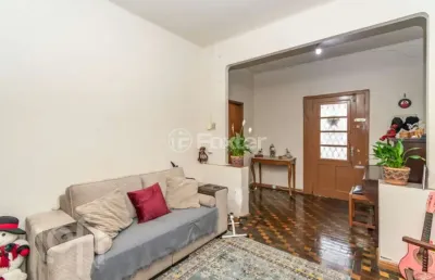 Casa com 3 quartos à venda na rua paissandu, 412, partenon, porto alegre, 115 m2 por r$ 580.000