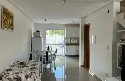 Casa com 3 quartos à venda na rua vanderlei da silva alves, 470, mário quintana, porto alegre, 104 m2 por r$ 550.000