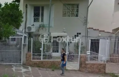 Casa com 3 quartos à venda na rua reverendo daniel betts, 9, morro santana, porto alegre, 123 m2 por r$ 440.000