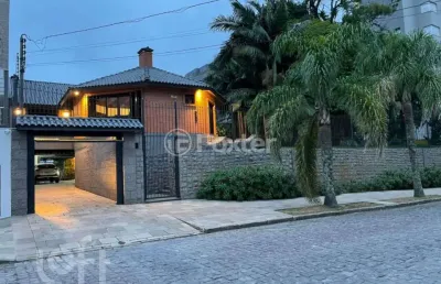 Casa com 3 quartos à venda na rua danilo antônio bridi, 267, bela vista, caxias do sul, 1080 m2 por r$ 2.250.000