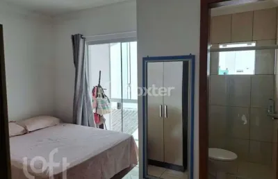 Casa com 2 quartos à venda na servidão ozima joana da cunha, 79, ingleses do rio vermelho, florianópolis, 90 m2 por r$ 700.000