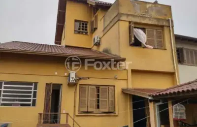 Casa com 4 quartos à venda na rua professor josé maria rodrigues, 100, vila ipiranga, porto alegre, 300 m2 por r$ 520.000